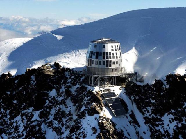 The new "Refuge du Gouter" (3.835 meters high -12,600 feet) at the Dome du Gouter (4.304 meters high, 14,120 feet) on the way to the summit of Mont-Blanc. The ovoid architecture of Deca-Laage architects, H Group, ha been designed to fit to aesthetical and technical environmental constraints. AFP photo