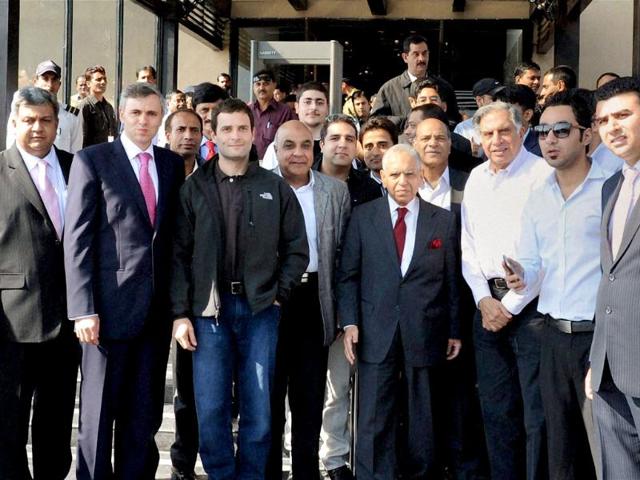 Jammu and Kashmir chief minister Omar Abdullah, Congress leader Rahul Gandhi and industrialist Ratan Tata with Kashmiri businessmen at a luncheon meeting in Srinagar. PTI Photo