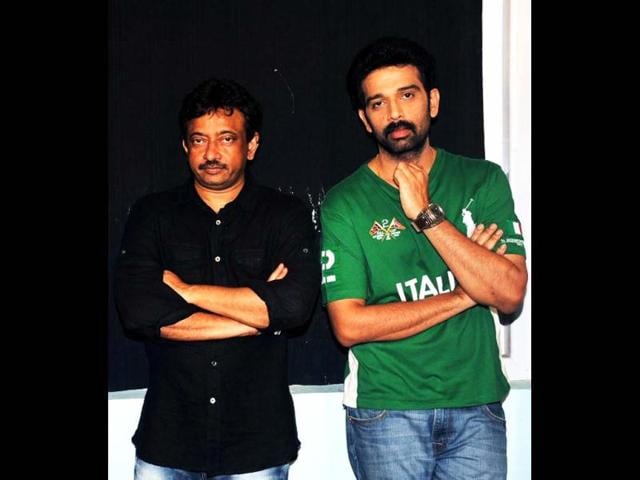 JD Chakravarthy poses during the promotion of Bhoot Returns.(AFP)
