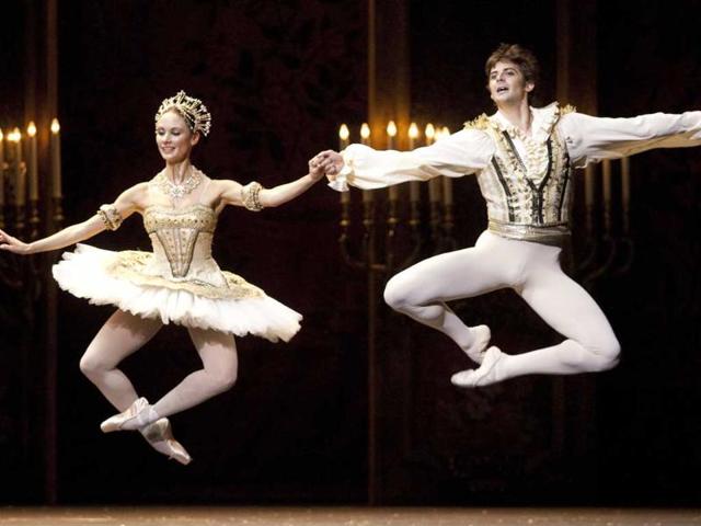 Liudmila Konovalova and Vladimir Shishov perform during the dress rehearsal of the ballet "Nutcracker" at the Wiener Staatsoper state opera in Vienna. (AFP Photo/Dieter Nagl)