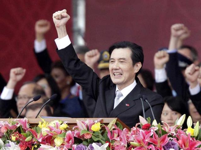 Taiwan's President Ma Ying-jeou raises his fist after giving a speech during National Day celebrations in front of the Presidential office in Taipei. Reuters/Pichi Chuang