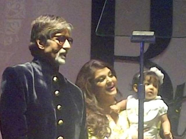 Amitabh Bachchan seen with Aishwarya Rai Bachchan and baby Aaradhya at the event.
