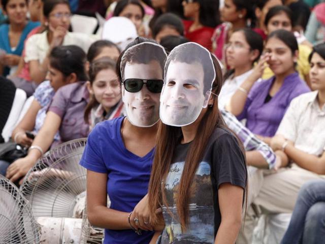 Students of Panjab University wear Rahul Gandhi masks during an NSUI rally at Panjab University campus, in Chandigarh. Rajnish Katyal/ Hindustan Times