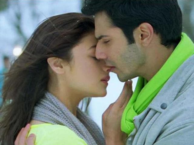 Alia-Bhatt-and-Varun-Dhawan-get-cosy-in-Student-Of-The-Year-Here-s-a-look-at-more-stills-from-yet-another-college-romance-by-Karan-Johar