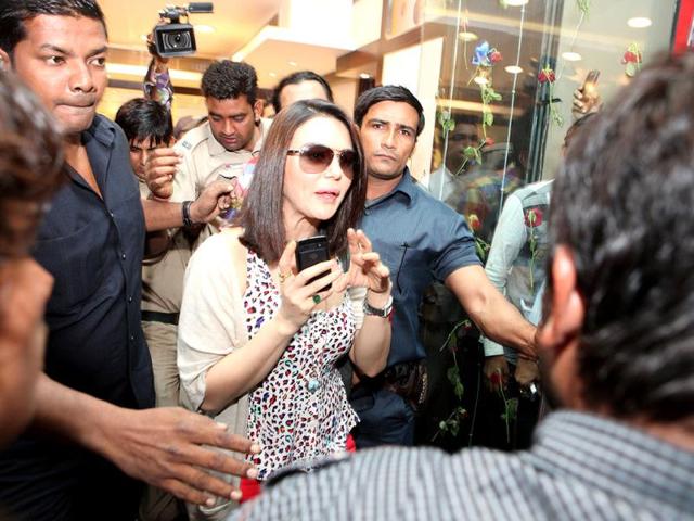 Preity on getting mobbed in Delhi: “People in India like to touch a lot. It’s not very nice for any girl to be touched by strangers wherever they want."