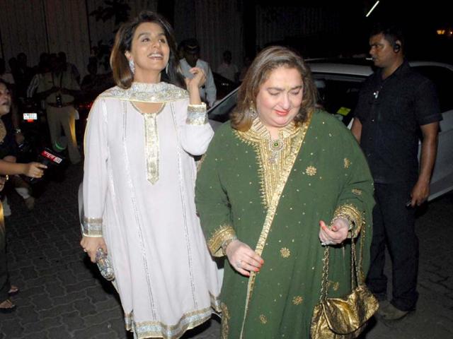 Neetu Kapoor can be seen with Kareena's aunt Reema Jain. (Photo credit: Prodip Guha)