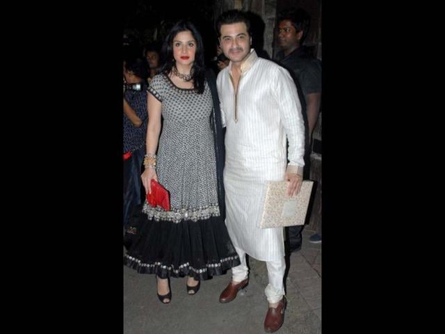 Sanjay Kapoor poses with wife Maheep Sandhu. (Photo credit: Prodip Guha)