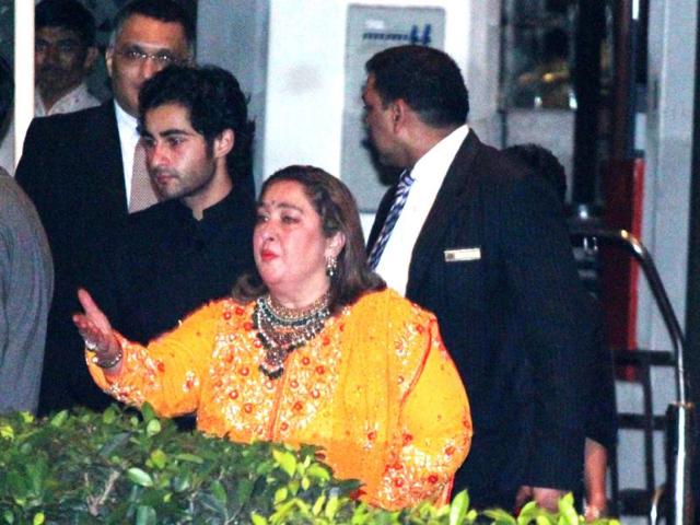 Kareena Kapoor's aunt Ritu Jain also seen during the celebrations. (Photo/Prodip Guha)