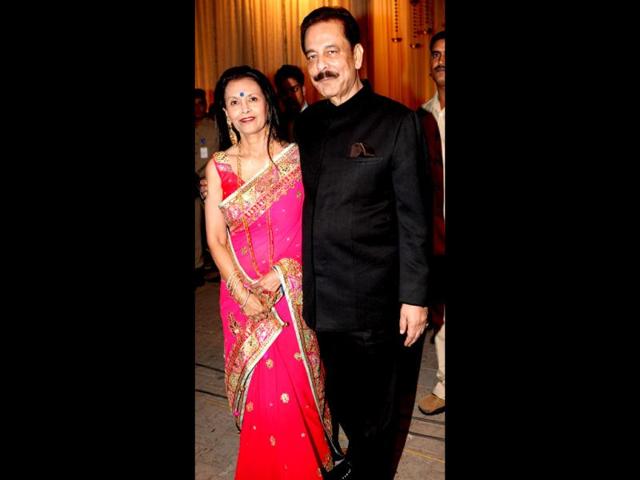 Businessman Subrata Roy Sahara with wife. (Photo/Manoj Verma)