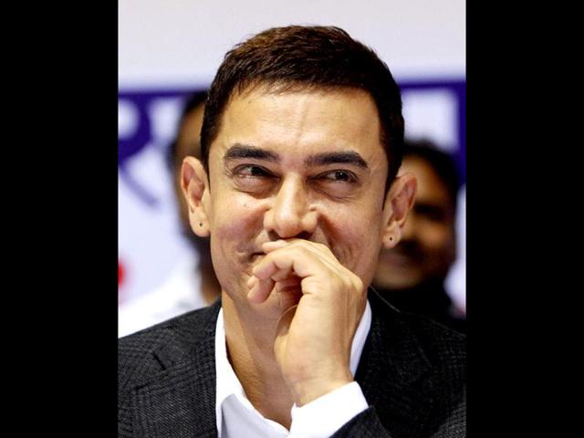 -Aamir-Khan-is-all-smiles-at-the-award-function-PTI-Photo