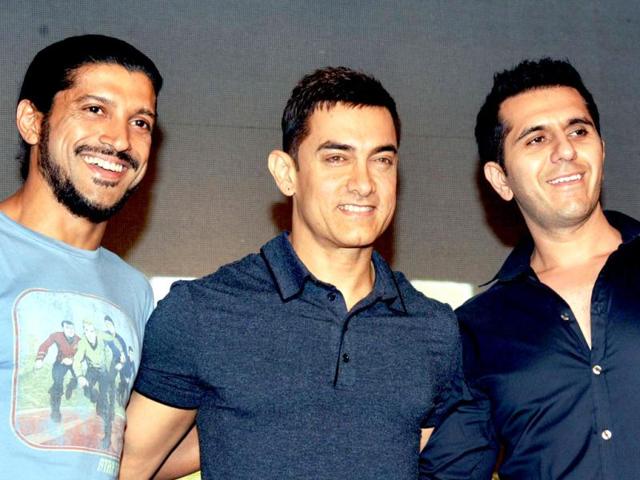 Bollywood personalities (L-R) Farhan Akhtar, Aamir Khan and Ritesh Sidhwani look on during the soundtrack launch for the forthcoming Hindi film Talaash in Mumbai. (AFP)