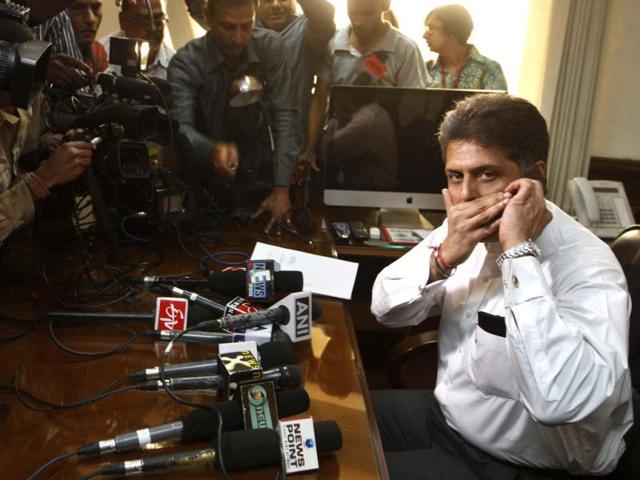Manish Tewari takes charge as minister of state (independent charge) for Information and Broadcasting at Shastri Bhavan in New Delhi. HT/Sanjeev Verma