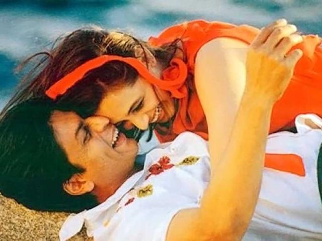 Chalte Chalte starred SRK opposite Rani Mukerji.