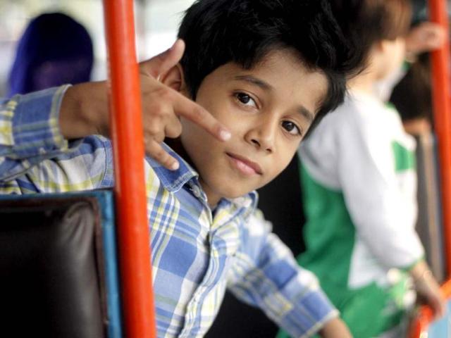 Children playing and enjoying on childrens day at National railway musuem in New Delhi.(Hindustan Times/Nadeem Hassan)