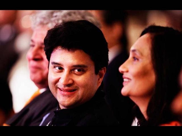 Minister of state for power Jyotiraditya Scindia, left, interacts with Shobhana Bhartia, chairperson and editorial director of the Hindustan Times Group, during the first day of the Hindustan Times Leadership Summit in New Delhi. HT Photo/Gurinder Osan