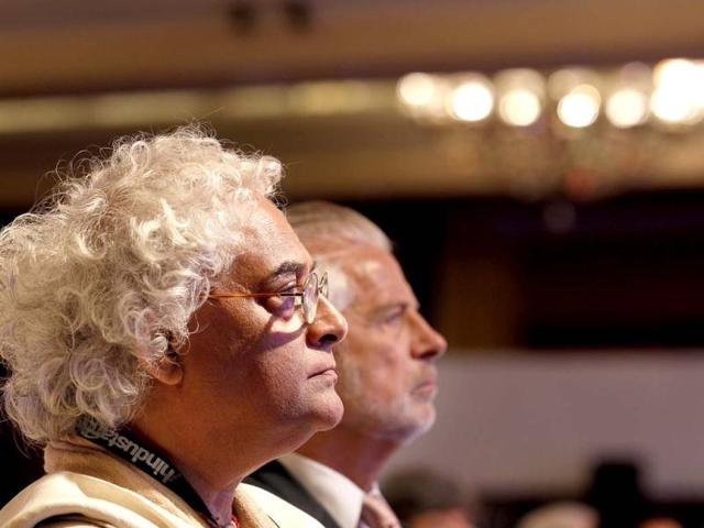 Guest Rajeev Sethi listens to a speaker during the first day of the Hindustan Times Leadership Summit in New Delhi. HT/Gurinder Osan