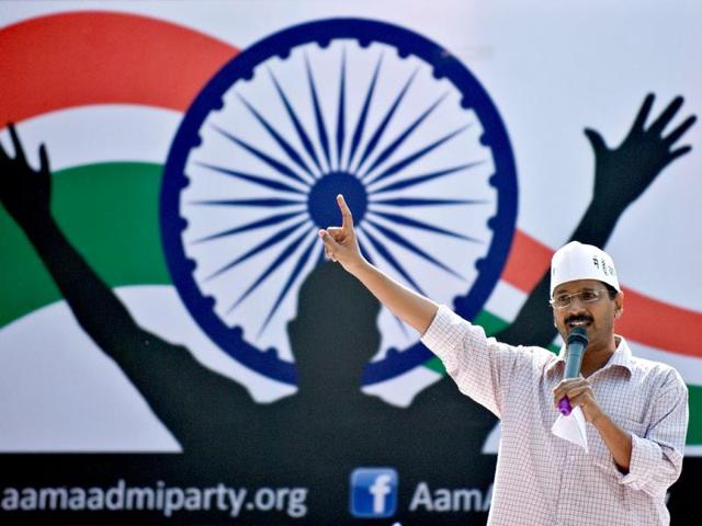 A-supporter-of-activist-turned-politician-Arvind-Kejriwal-displays-the-receipt-of-membership-form-during-the-launch-of-the-Aam-Aadmi-Party-in-New-Delhi-AFP-Photo