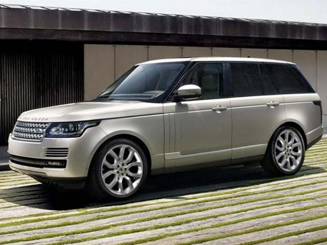 All-new-Range-Rover-is-lighter-more-frugal-and-the-base-variant-will-be-priced-at-around-Rs-1-7-crore All-new-Range-Rover-is-lighter-more-frugal-and-the-base-variant-will-be-priced-at-around-Rs-1-7-crore