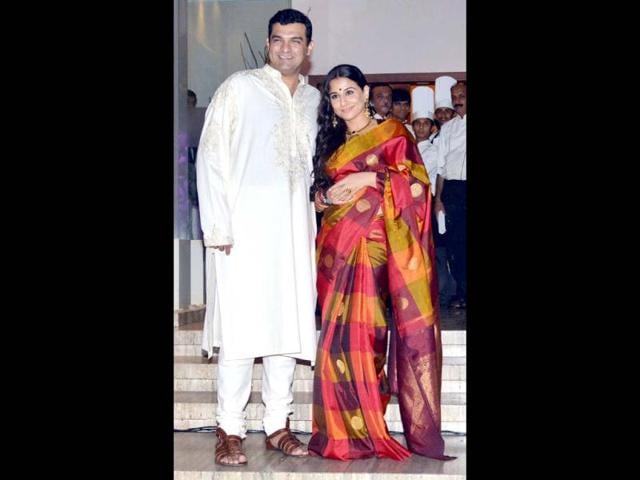<p>Bollywood actor Vidya Balan and UTV head honcho Siddharth Roy Kapur have successfully kept details of their pre-wedding functions and the wedding day under wraps ever since news of their December marriage surfaced. Even on Tuesday, the venue of the sangeet was a closely guarded secret.</p>
