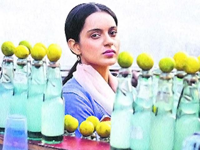 Kangna-Ranaut-on-Delhi-streets-without-makeup Kangna-Ranaut-on-Delhi-streets-without-makeup