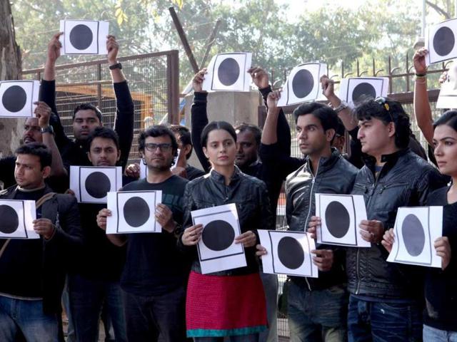 Kangna Ranaut is shooting for her next film Queen in Delhi. Kangna plays a middle-class girl in the movie.