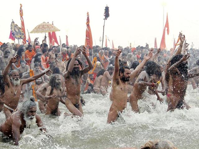 All Naga Sadhus participate in the "Shahi Snan" (grand bath) at the ongoing Kumbh Mela in Allahabad, India. (HT Photo)