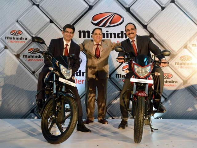 Top-officials-of-Mahindra-amp-Mahindra-pose-with-recently-launched-bikes-in-Ahmedabad-AFP-Photo Top-officials-of-Mahindra-amp-Mahindra-pose-with-recently-launched-bikes-in-Ahmedabad-AFP-Photo