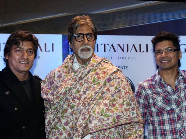 Amitabh Bachchan (C), composer and singer Aadesh Shrivastava (L) and playback singer and television host Shaan attend the press conference for the upcoming Global Sounds of Peace concert in Mumbai. (AFP PHOTO) Amitabh Bachchan (C), composer and singer Aadesh Shrivastava (L) and playback singer and television host Shaan attend the press conference for the upcoming Global Sounds of Peace concert in Mumbai. (AFP PHOTO)