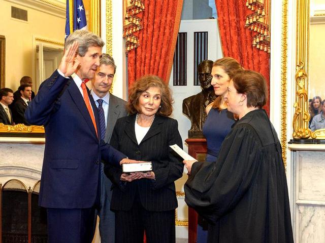 This photo provided by the US Senate Photographic Studio shows Supreme Court Justice Elena Kagan swearing in secretary of state John Kerry in the Foreign Relations Committee Room in the Capitol. AFP/US Senate Photogtraphic Studio