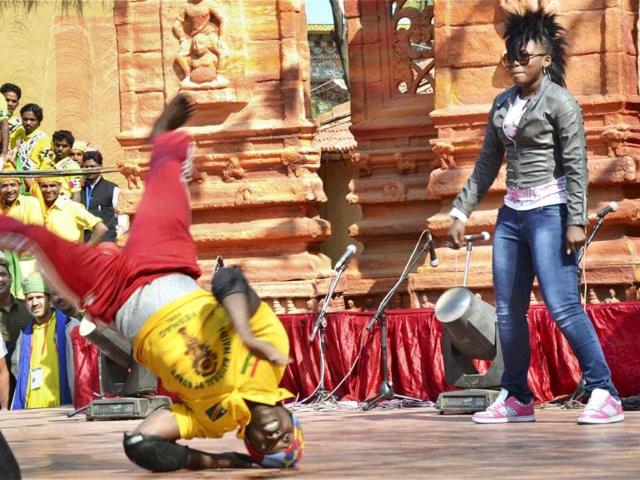 Artists from Congo perform at the International Arts, Crafts Surajkund mela in Faridabad. Photo: PTI