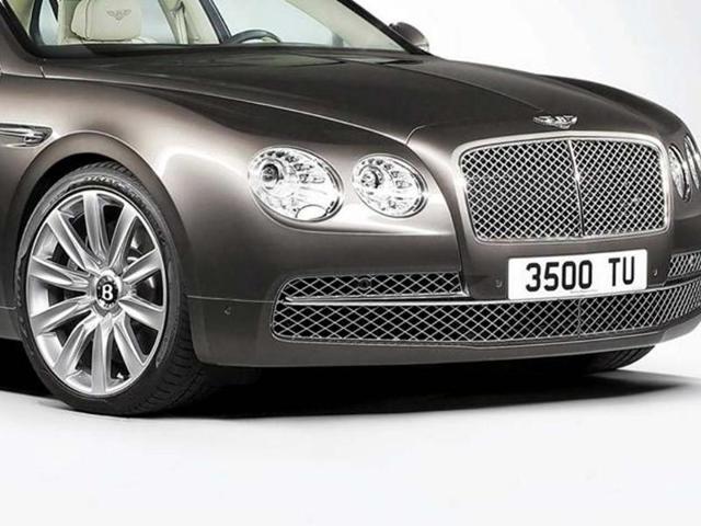 New Bentley Continental Flying Spur photo gallery