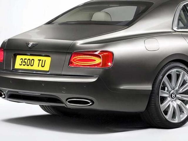 New Bentley Continental Flying Spur photo gallery
