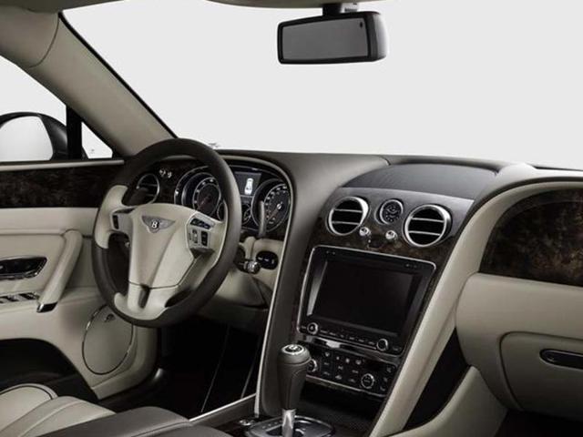 New Bentley Continental Flying Spur photo gallery