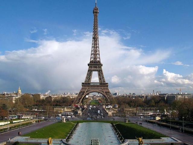 Paris-is-one-of-Hotels-com-s-best-movie-centric-destinations-Photo-AFP-Lazar-Mihai-Bogdan-shutterstock-com Paris-is-one-of-Hotels-com-s-best-movie-centric-destinations-Photo-AFP-Lazar-Mihai-Bogdan-shutterstock-com
