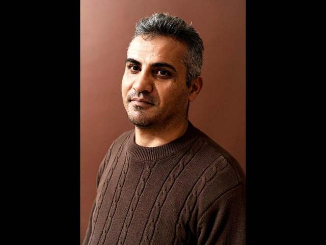 Palestinian-director-Emad-Burnat Palestinian-director-Emad-Burnat