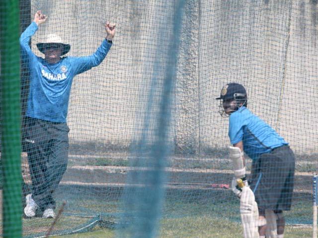 India coach Duncan Fletcher watches Sachin Tendulkar bat during practice session ahead of the first Test match against Australia at Chepock stadium in Chennai. HT photo/Santosh Harhare