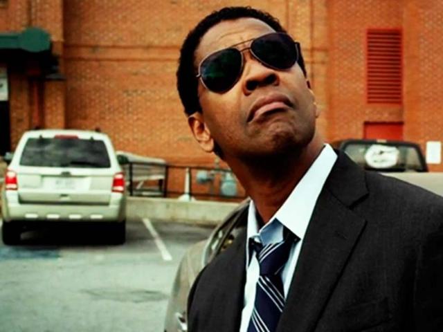Denzel-Washington-has-once-again-been-nominated-for-the-Academy-award-for-his-role-in-Flight-where-he-plays-Whip-Whitaker-an-airline-pilot-who-saves-a-flight-from-crashing Denzel-Washington-has-once-again-been-nominated-for-the-Academy-award-for-his-role-in-Flight-where-he-plays-Whip-Whitaker-an-airline-pilot-who-saves-a-flight-from-crashing