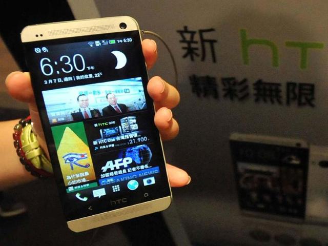 htc marketing blitz to squeeze 2013