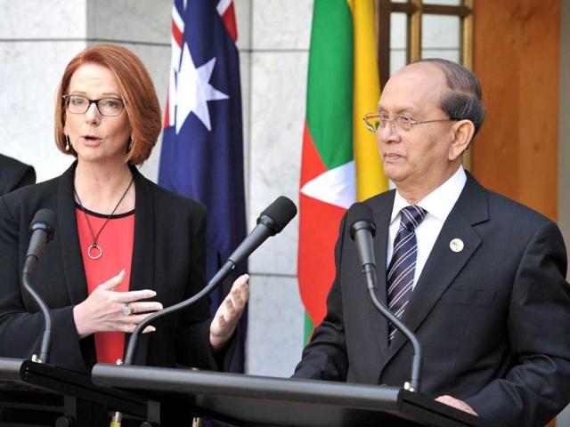 Prime Minister Julia Gillard and the President of Myanmar Thein Sein speak to the press at Parliament House in Canberra. AFP/Mark Graham