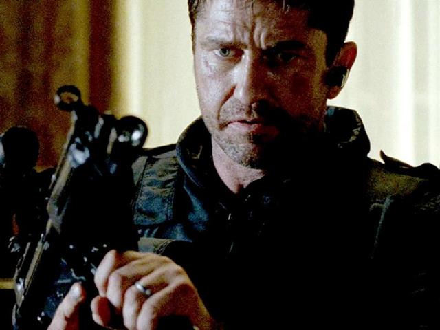 Olympus Has Fallen story: Disgraced former Presidential guard Mike Banning (Gerard Butler) finds himself trapped inside the White House in the wake of a terrorist attack; using his inside knowledge, Banning works with national security to rescue the President (Aaron Eckhart) from his kidnappers.