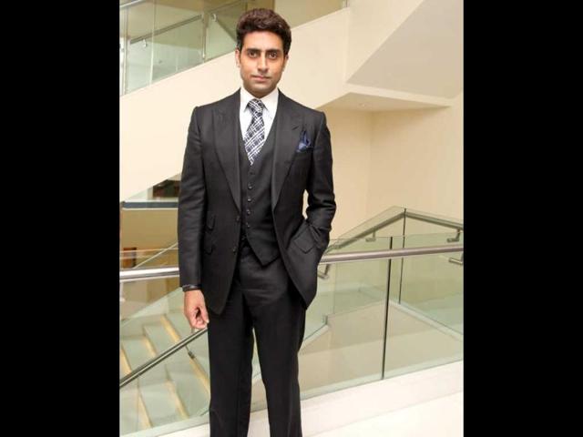 Abhishek-Bachchan-with-Big-B Abhishek-Bachchan-with-Big-B
