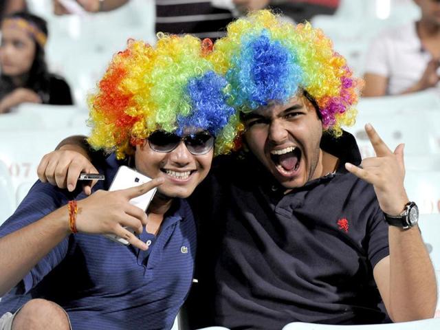 Spectators at Eden Gardens, in Kolkata to attend the 1st Twenty20 Cricket Match of IPL 2013 Season, between Kolkata Knight Riders and Delhi Daredevils. (HT Photo/Subhendu Ghosh)