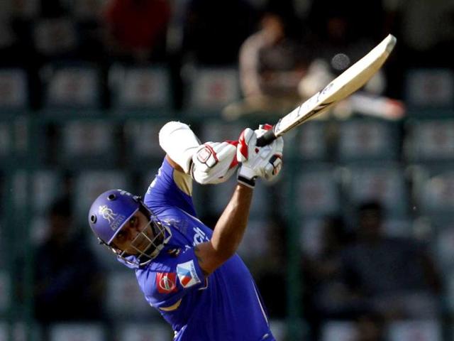 Rajasthan Royals' batsman Stuart Binny plays a shot during the IPL match against Delhi Daredevils in New Delhi. (HT Photo/Sanjeev Verma)