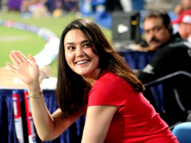 Preity-Zinta-waves-during-the-IPL-match-in-Kolkata-UNI-Photo Preity-Zinta-waves-during-the-IPL-match-in-Kolkata-UNI-Photo