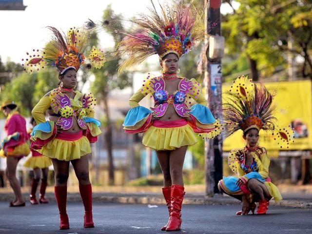 Nicaraguan dancers get ready before the start of the "Joy for Life Carnival" (Carnaval Alegria por la Vida), in Managua. AFP