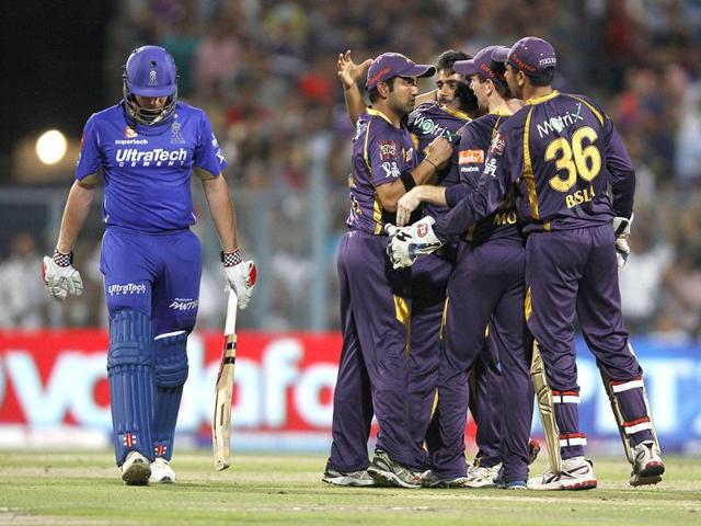 Kolkata Knight Riders players celebrate after the fall of Janres Falker's wicket during T20 League against Rajasthan Royals at Eden Gardens, Kolkata. HT Photo/Ashok Nath Dey