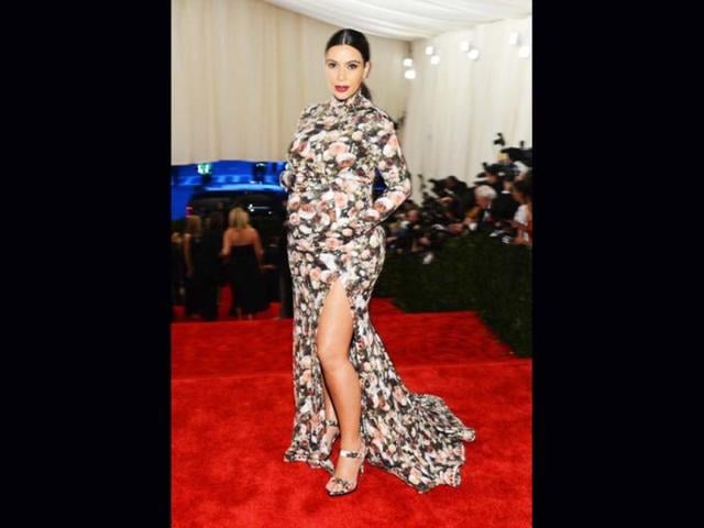 Robin Williams slams Kim K s maternity dress Hindustan Times