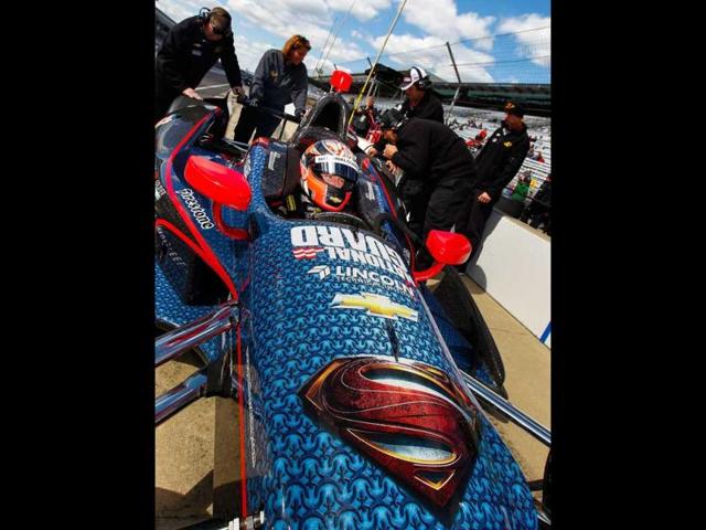 JR Hildebrand, drives the #4 National Guard Panther Racing Chevrolet waits in his pit stall during Indianapolis 500 practice at the Indianapolis Motor Speedway in Indianapolis. (AFP)
