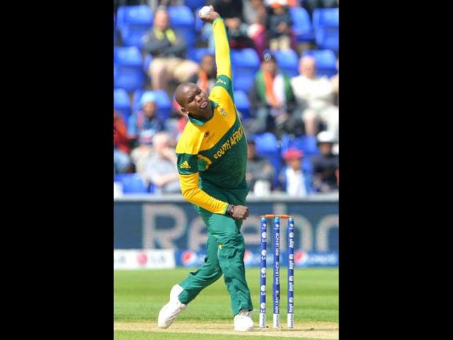 South African bowler Lonwabo Tsotsobe bowls during the 2013 ICC Champions Trophy cricket match between India and South Africa at the Cardiff Wales Stadium in Cardiff, Wales. AFP photo