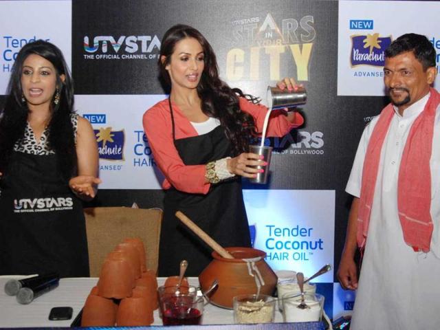 Malaika at a programme preview of Stars in Your City with host Garima Kumar in New Delhi. (UNI Photo)